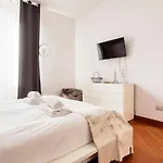 Easylife - - Campionesi 3 - Porta Romana